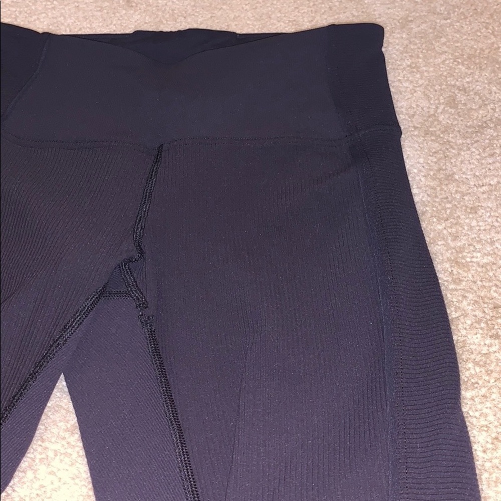 Ribbed lululemon leggings